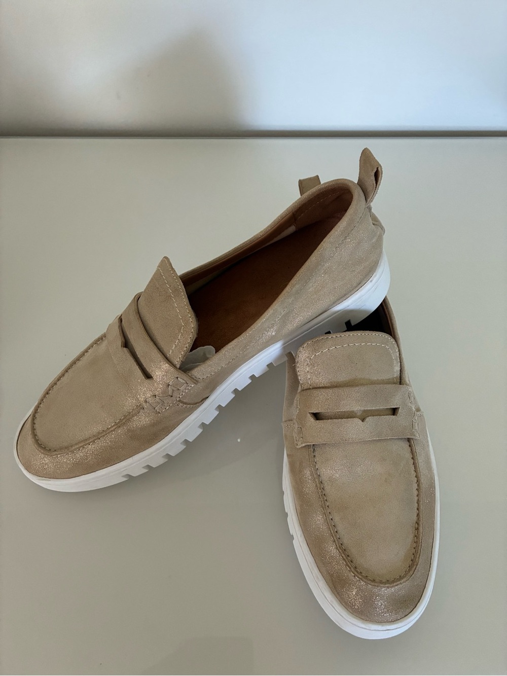 Vionic Women’s Beige Suede Penny Loafers